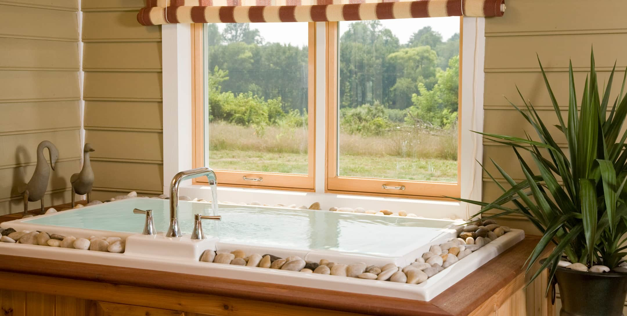 Japanese soaking tub in the Marley’s Cottage at Brampton Inn