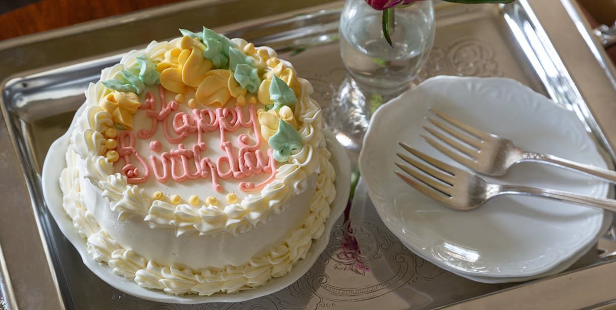 small birthday cake