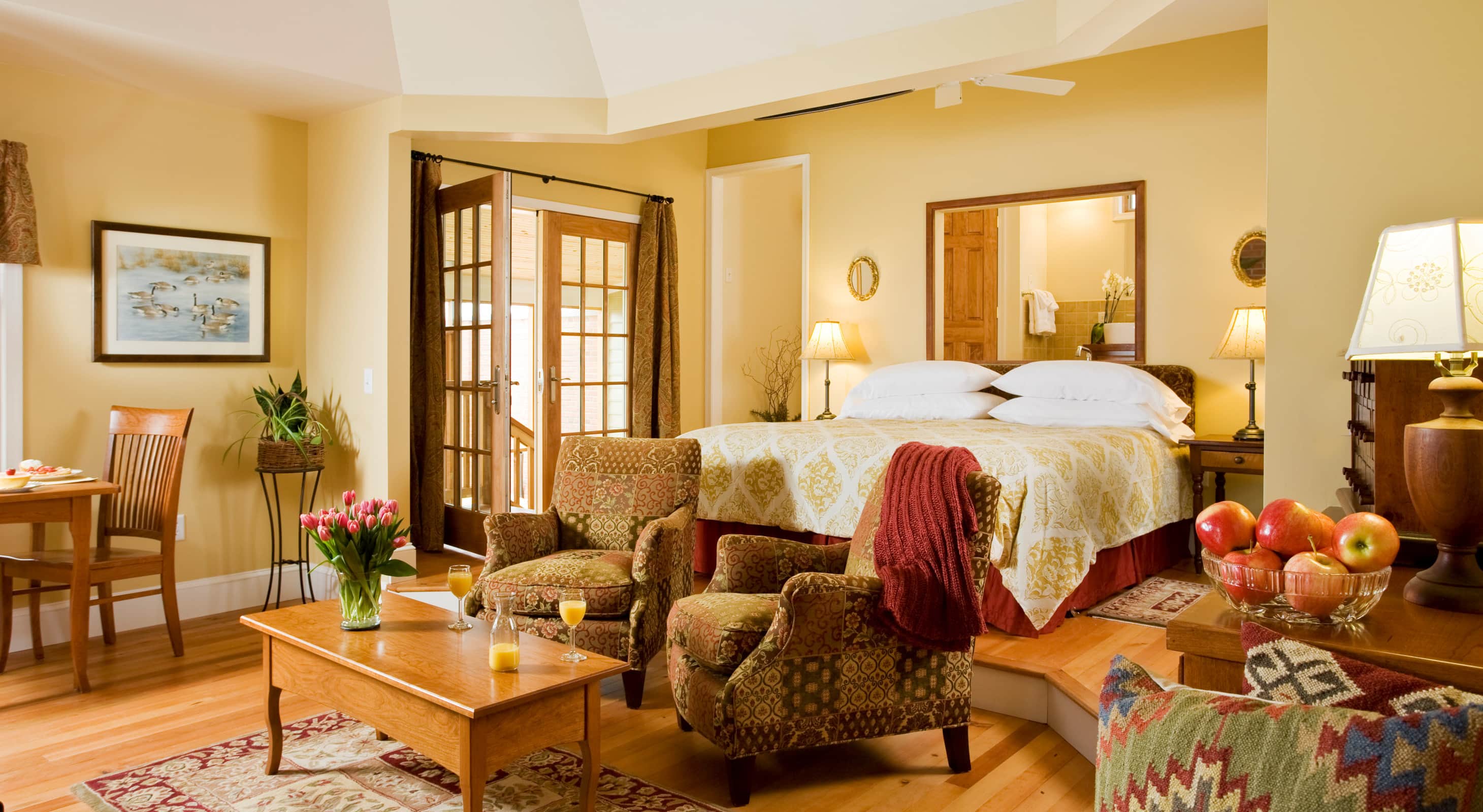 Interior of the Mulberry Cottage at our Maryland luxury inn