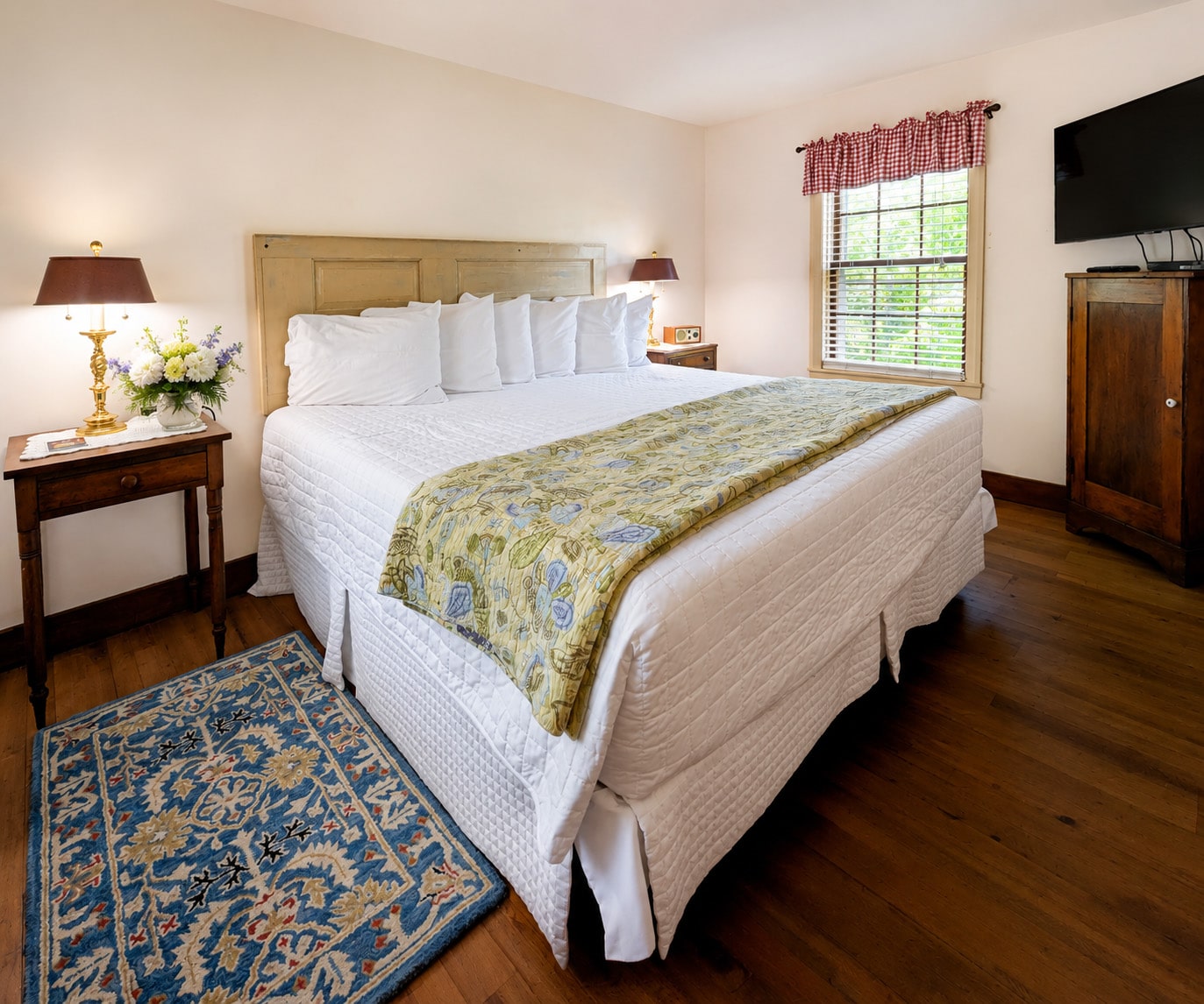 Fairy Hill Suite Bedroom King Bed